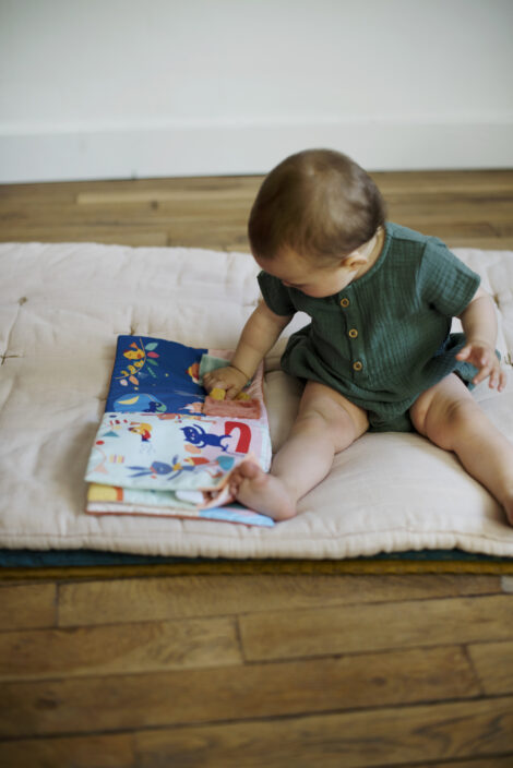 Libro attività tessile Gabin Lapin Ebulobo – Livre Gabin Lapin